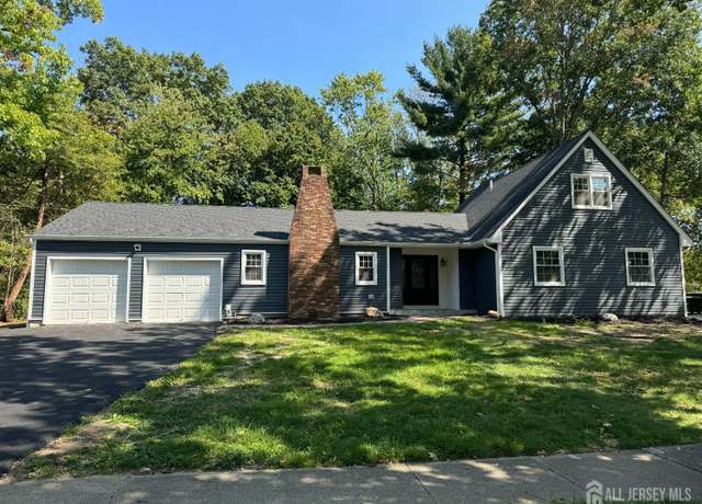 Property at 8 Woodlot Rd, East Brunswick, NJ 08816, 5 beds, 3.5 baths