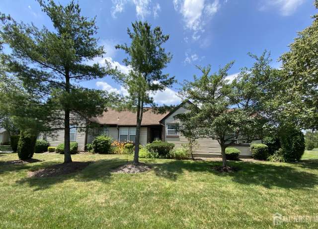 Property at 28 Rothwell Dr, Monroe, NJ 08831, 2 beds, 2 baths