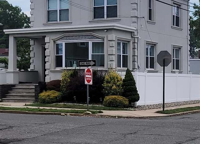 Property at 537-539 Harding Ave, Perth Amboy, NJ 08861, 3 beds, 2.5 baths