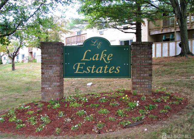 Property at 9 Lake Ave Unit 4A, East Brunswick, NJ 08816, 2 beds, 2 baths