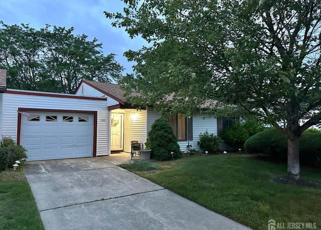 Property at 131-C Balsam Plz, Monroe, NJ 08831, 2 beds, 2 baths