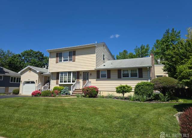 Property at 507 Netherwood Ave, Piscataway, NJ 08854, 4 beds, 2.5 baths