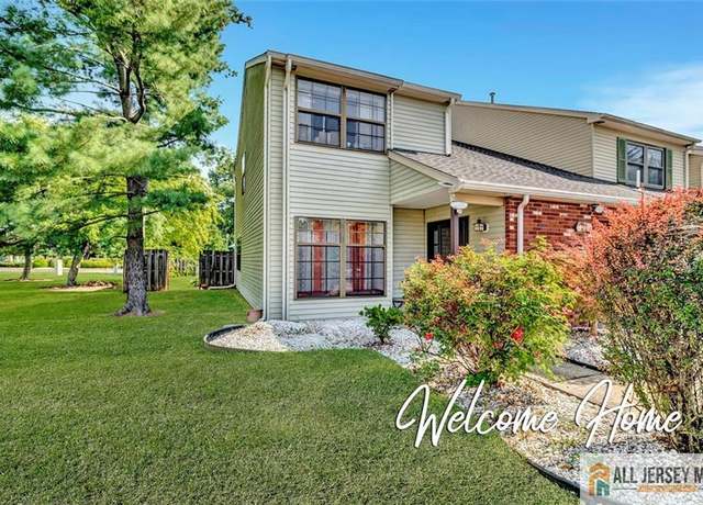 Property at 21 Clark Ct, East Brunswick, NJ 08816, 3 beds, 2.5 baths