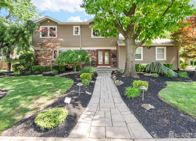 Property at 2 Mary Ct, Milltown, NJ 08850, 4 beds, 3.5 baths