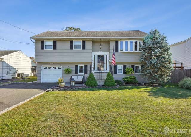 Property at 522 Hancock St, Middlesex, NJ 08846, 4 beds, 2 baths