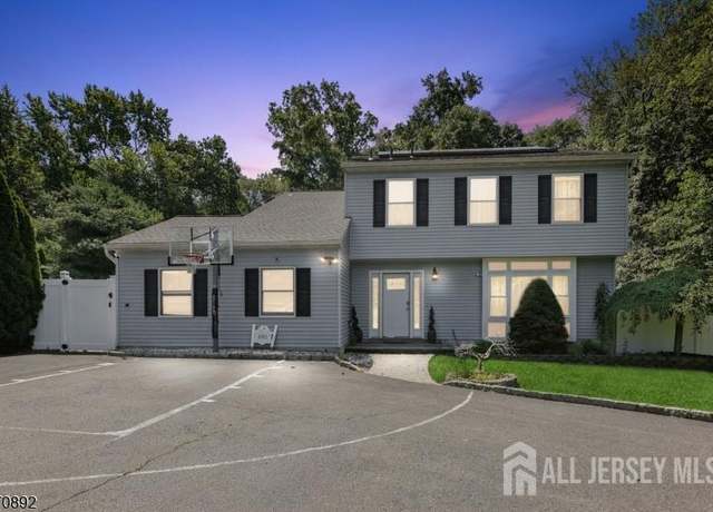 Property at 101 Pergola Ave, Monroe, NJ 08831, 4 beds, 2.5 baths