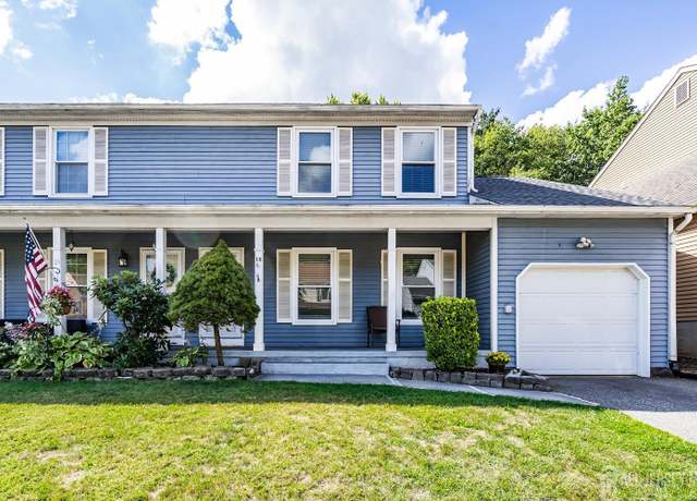 Property at 16 Buttonwood Dr, East Brunswick, NJ 08816, 3 beds, 2.5 baths