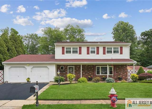 Property at 39 Evergreen Ter, Monroe, NJ 08831, 4 beds, 2.5 baths