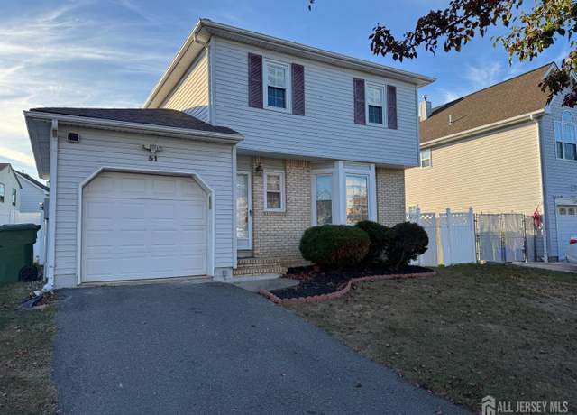 Property at 51 Tanbark Dr, Sayreville, NJ 08859, 3 beds, 2.5 baths