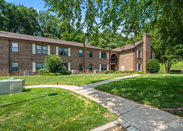 Property at 311 Wellington Pl, Matawan, NJ 07747, 2 beds, 2 baths