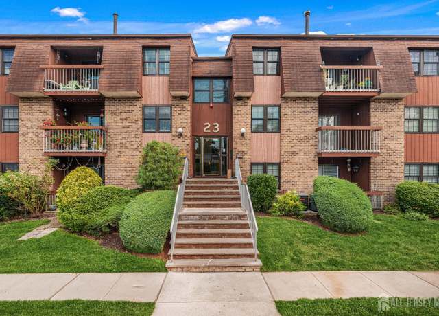 Property at 267-a Alpine Way Unit 267a, Woodbridge Proper, NJ 07095, 2 beds, 2 baths