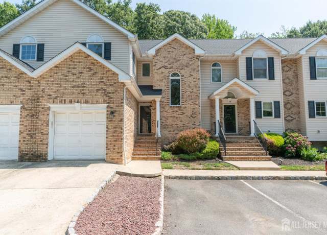 Property at 82 Agostina Dr, Holmdel, NJ 07733, 3 beds, 2.5 baths
