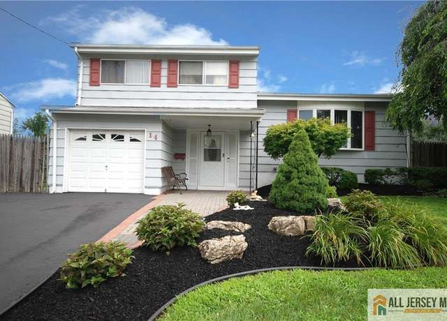 Property at 14 Albert Dr, Old Bridge, NJ 08857, 3 beds, 1.5 baths