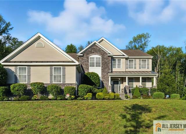 Property at 12 Blue Jay Ct, South Brunswick, NJ 08852, 6 beds, 5.5 baths