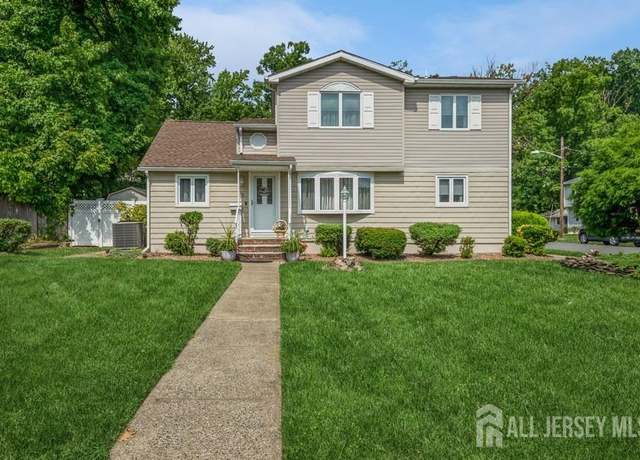 Property at 98 Star St, Iselin, NJ 08830, 5 beds, 2.5 baths