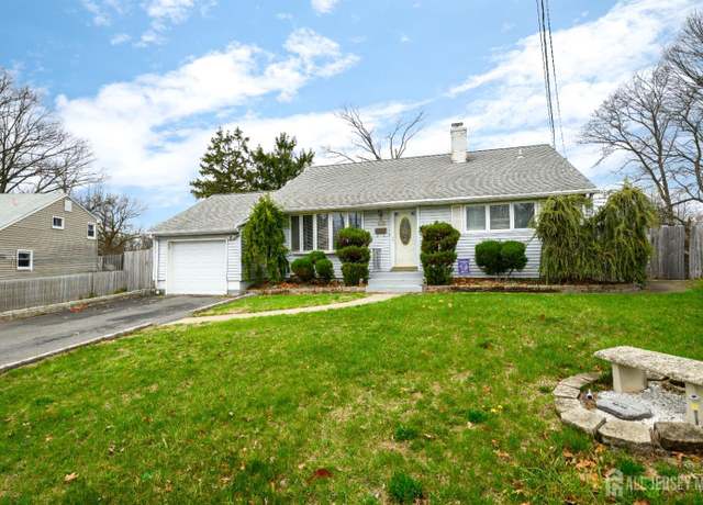 Property at 109 Hickory Rd, Colonia, NJ 07067, 4 beds, 1.5 baths