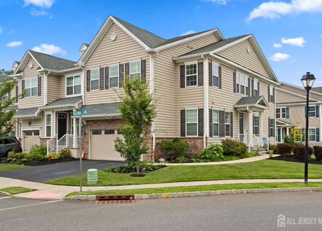 Property at 58 Begonia Ln, Monroe, NJ 08831, 3 beds, 2.5 baths
