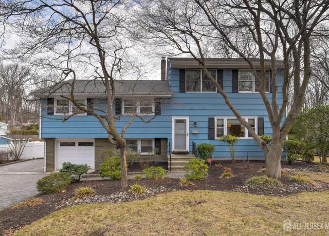 Property at 174 Grove Ave, Metuchen, NJ 08840, 5 beds, 3.5 baths