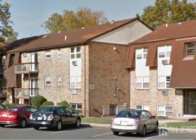 Property at 1730 Raspberry Ct, Edison, NJ 08817, 2 beds, 2 baths