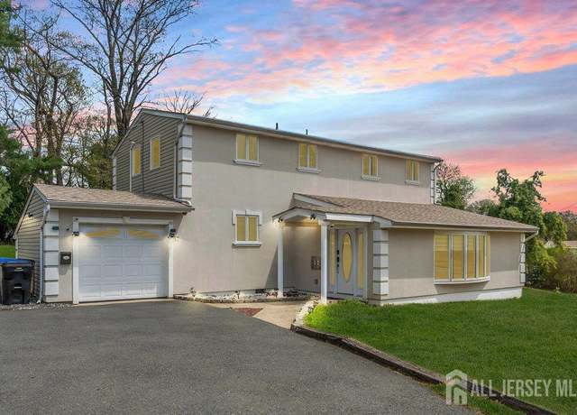 Property at 17 Thomas Rd, East Brunswick, NJ 08816, 4 beds, 2 baths