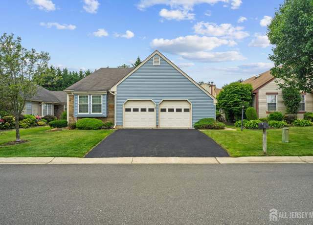 Property at 4 Molly Pitcher Ct, Monroe, NJ 08831, 2 beds, 2 baths