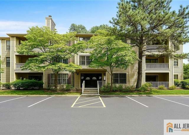 Property at 2712 Ridgefield Ct #2712, Helmetta, NJ 08828, 2 beds, 2 baths