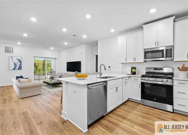 Property at 28304 Radford Ct #2822, Middlesex, NJ 08831, 2 beds, 2 baths