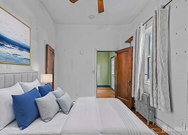 Property at 300 2nd St #2, Jersey City, NJ 07302, 1 bed, 1 bath