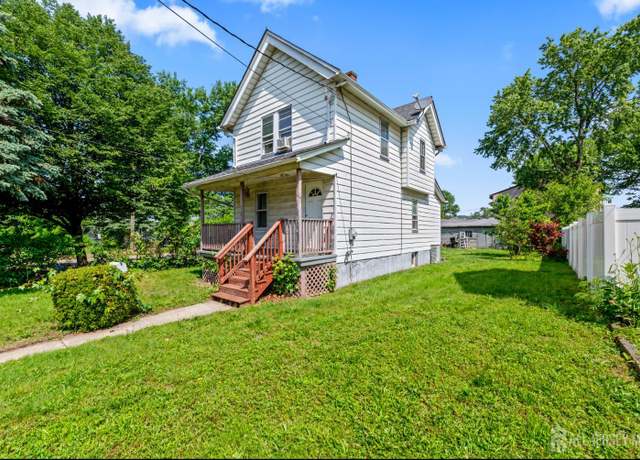 Property at 203 Lincoln Blvd, Middlesex, NJ 08846, 2 beds, 1.5 baths