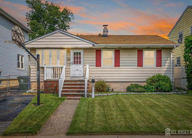 Property at 41 Summit Ave, Fords, NJ 08863, 3 beds, 1 bath