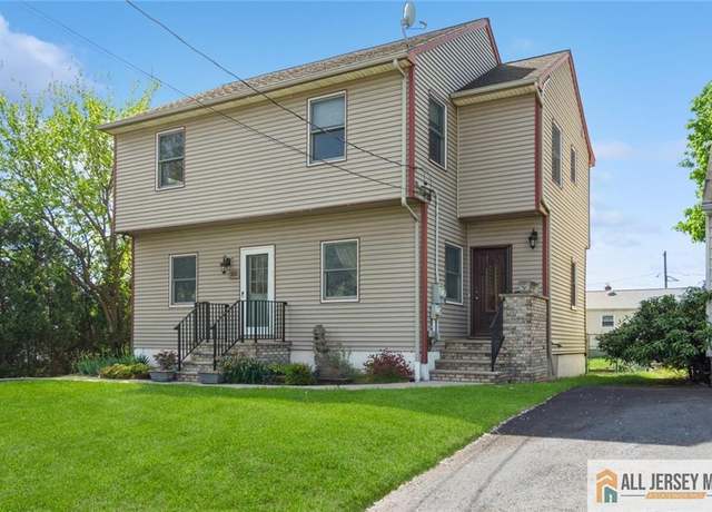 Property at 115 Woodrow Ave, Piscataway, NJ 08854, 4 beds, 2.5 baths