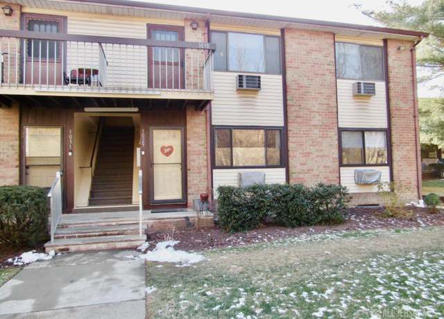 Property at 1029 Cricket Ln, Woodbridge Proper, NJ 07095, 1 bed, 1 bath