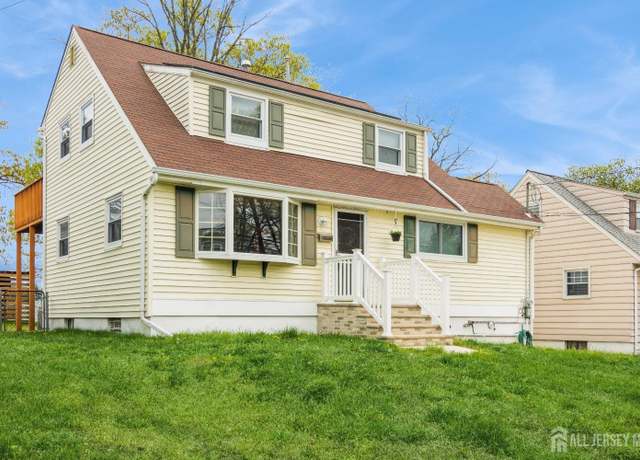 Property at 49 Merritt Ave, Sayreville, NJ 08879, 3 beds, 2 baths
