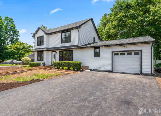 Property at 13 Lauretta Dr Dr, East Brunswick, NJ 08816, 4 beds, 3.5 baths