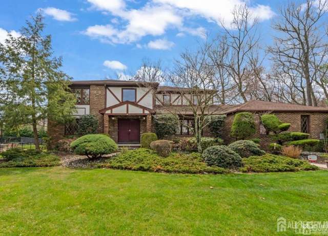 Property at 6 Persimmon Ct, East Brunswick, NJ 08816, 4 beds, 3.5 baths