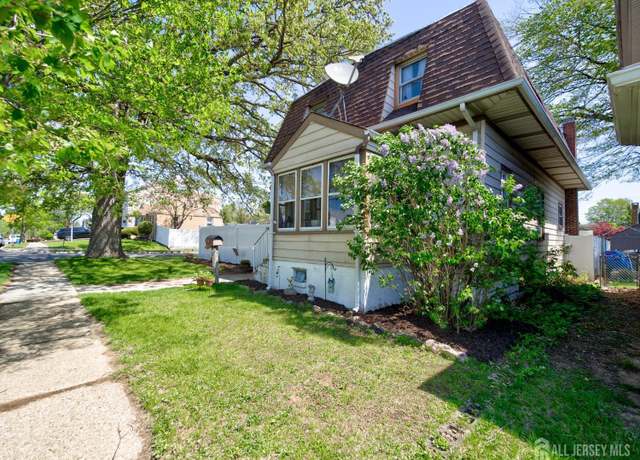 Property at 36 Frederick St, Carteret, NJ 07008, 3 beds, 1 bath