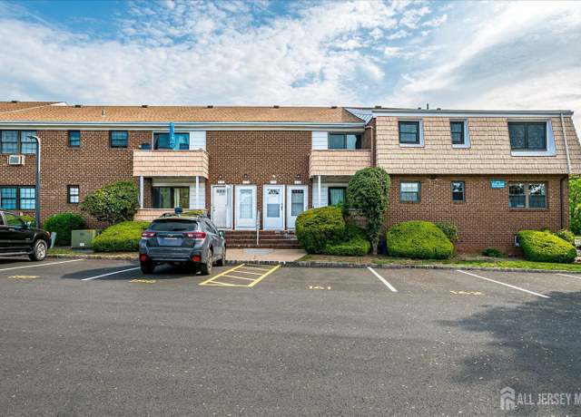 Property at 3108 Cromwell Ct, Hillsborough, NJ 08844, 2 beds, 1 bath