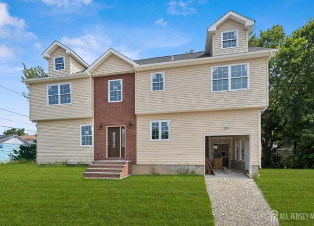 Property at 76 Battle Pl, Franklin, NJ 08873, 4 beds, 3 baths