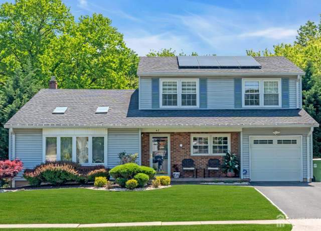 Property at 42 Ridge Rd, Edison, NJ 08817, 4 beds, 2.5 baths