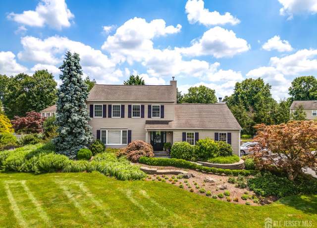 Property at 7 Post Ct, Hillsborough, NJ 08844, 3 beds, 2.5 baths