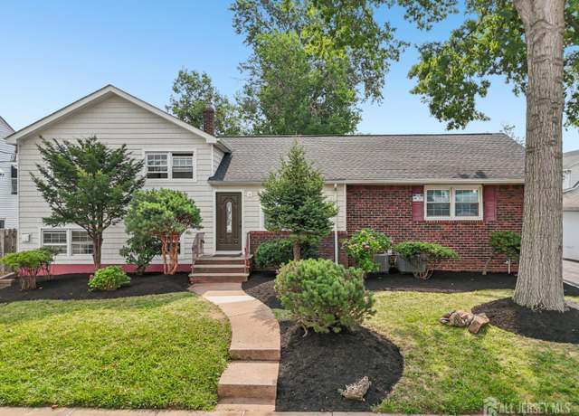 Property at 26 Fillmore Ave, Carteret, NJ 07008, 5 beds, 3 baths