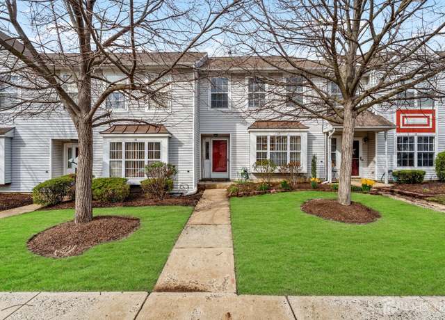 Property at 17 Heather Way, Sayreville, NJ 08872, 3 beds, 2.5 baths