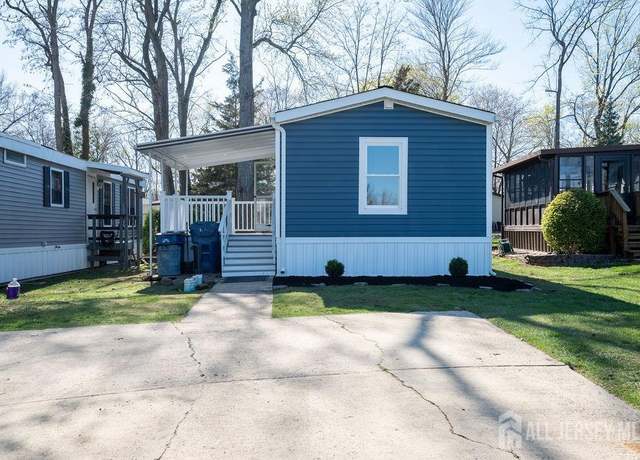 Property at 6 Morley Rd, North Brunswick, NJ 08902, 2 beds, 2 baths