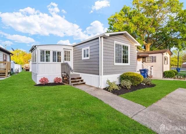 Property at 13 Deerbrook Blvd, North Brunswick, NJ 08902, 2 beds, 1 bath