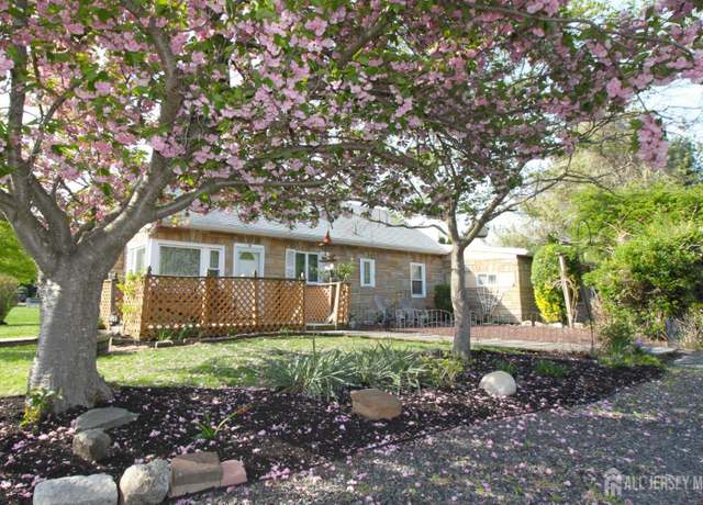 Property at 1515 Thomas Ave, North Brunswick, NJ 08902, 3 beds, 2 baths