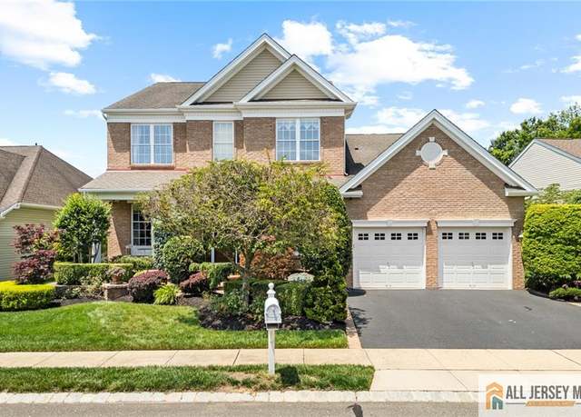 Property at 8 Tamarack Rd, Monroe, NJ 08831, 4 beds, 3 baths