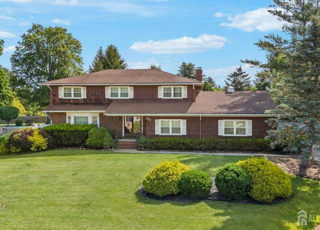 Property at 85 Hidden Lake Dr, North Brunswick, NJ 08902, 4 beds, 2.5 baths