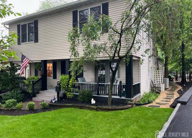Property at 520 Albermarle St, Rahway, NJ 07065, 4 beds, 4 baths