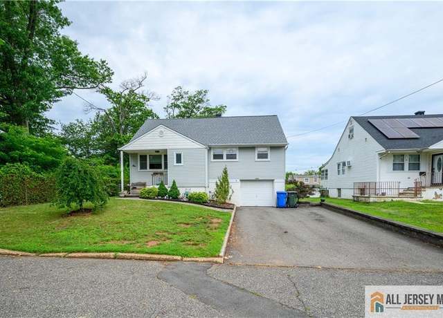 Property at 1 Federal St, Menlo Park Terrace, NJ 08840, 3 beds, 1 bath