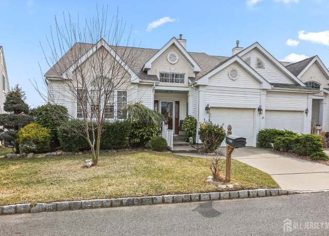 Property at 25 Birmingham Ln, Monroe, NJ 08831, 2 beds, 1.5 baths